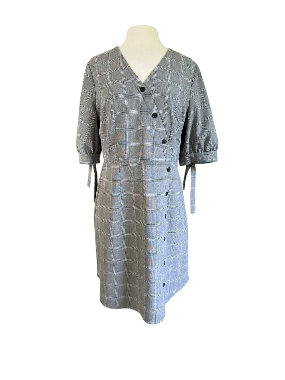 NEW Anthro Pleione Black White Plaid Button Detail Short Sleeve Dress Size Large